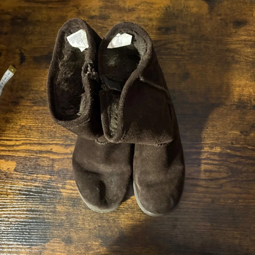 Circo Target Brown Suede Cozy Winter Boots Zip Up (Girls‎ 12)
